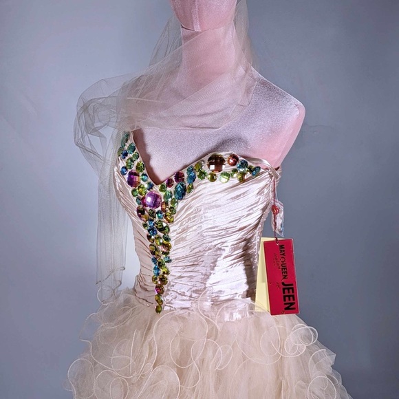 NWT May Queen | Champagne Rhinestone Ruffle Strapless Dress & Shawl - sz 10 - Picture 4 of 10